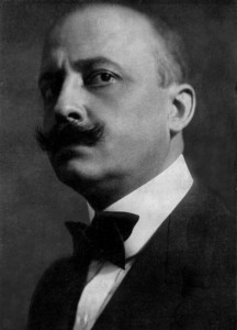 2. Filippo_Tommaso_Marinetti