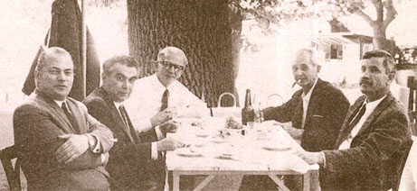Şevket Arman, İlhami Demirci, Şinasi Barutçu, Rüstem Duyuran, Selahattin Taran, Kadıköy, 1972 Şevket Arman, İlhami Demirci, Şinasi Barutçu, Rüstem Duyuran, Selahattin Taran, Kadıköy, 1972